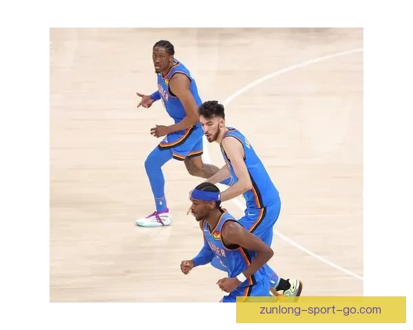 雷霆新秀因睡过头错过球队会议 被队友恶搞塞满泡沫车内 雷霆新秀因睡过头错过球队会议 被队友恶搞塞满泡沫车内