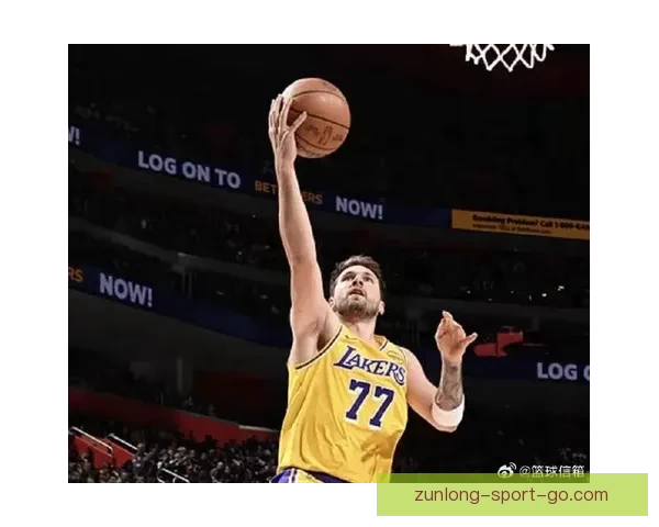 又创辉煌 东契奇生涯总得分突破15000分位列历史第三年轻 又创辉煌 东契奇生涯总得分突破15000分位列历史第三年轻